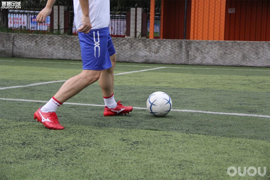 mds005足球鞋测评,moreliasala足球鞋