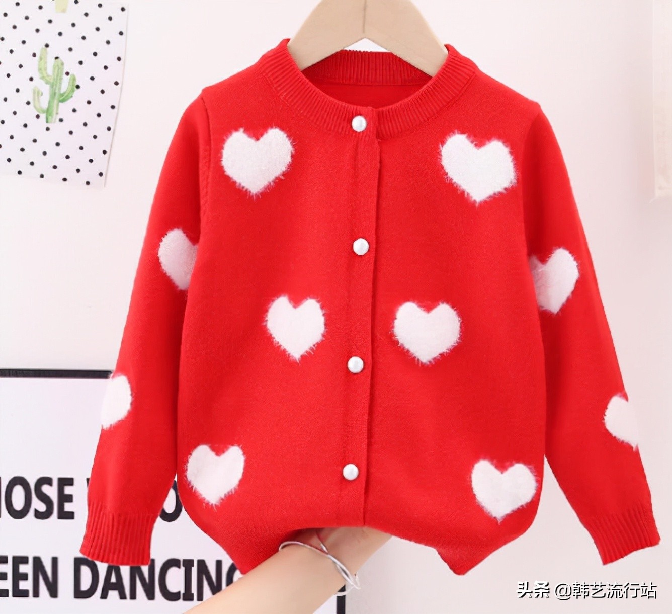 韩版毛线童装怎么搭配好看,童装韩版新款爆款品牌有哪些