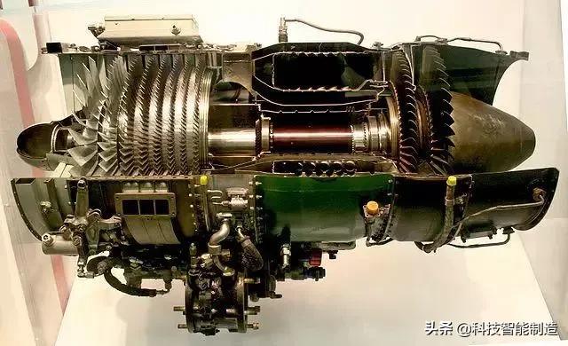 飞机降落原理是参考天鹅的吗,飞机降落反推动画原理