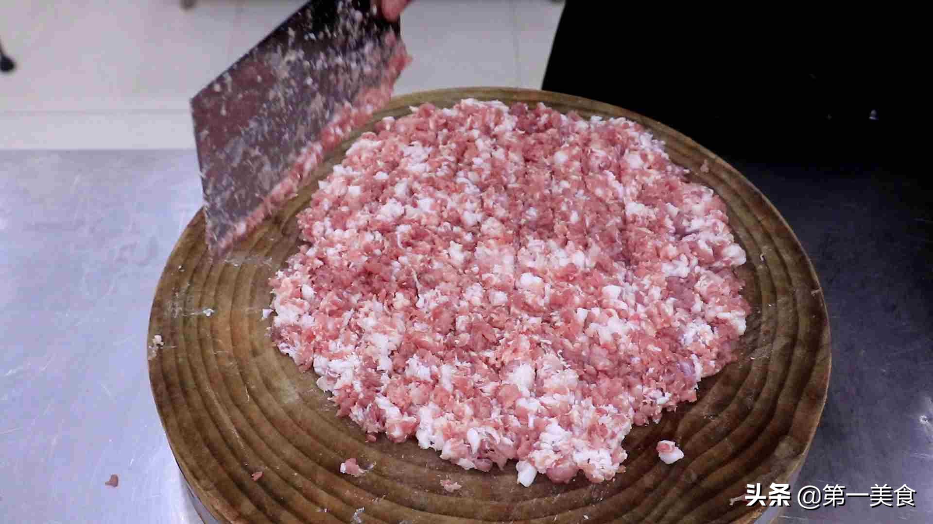 大师教你炸酱家常做法,黑色的炸酱酱汁怎么做