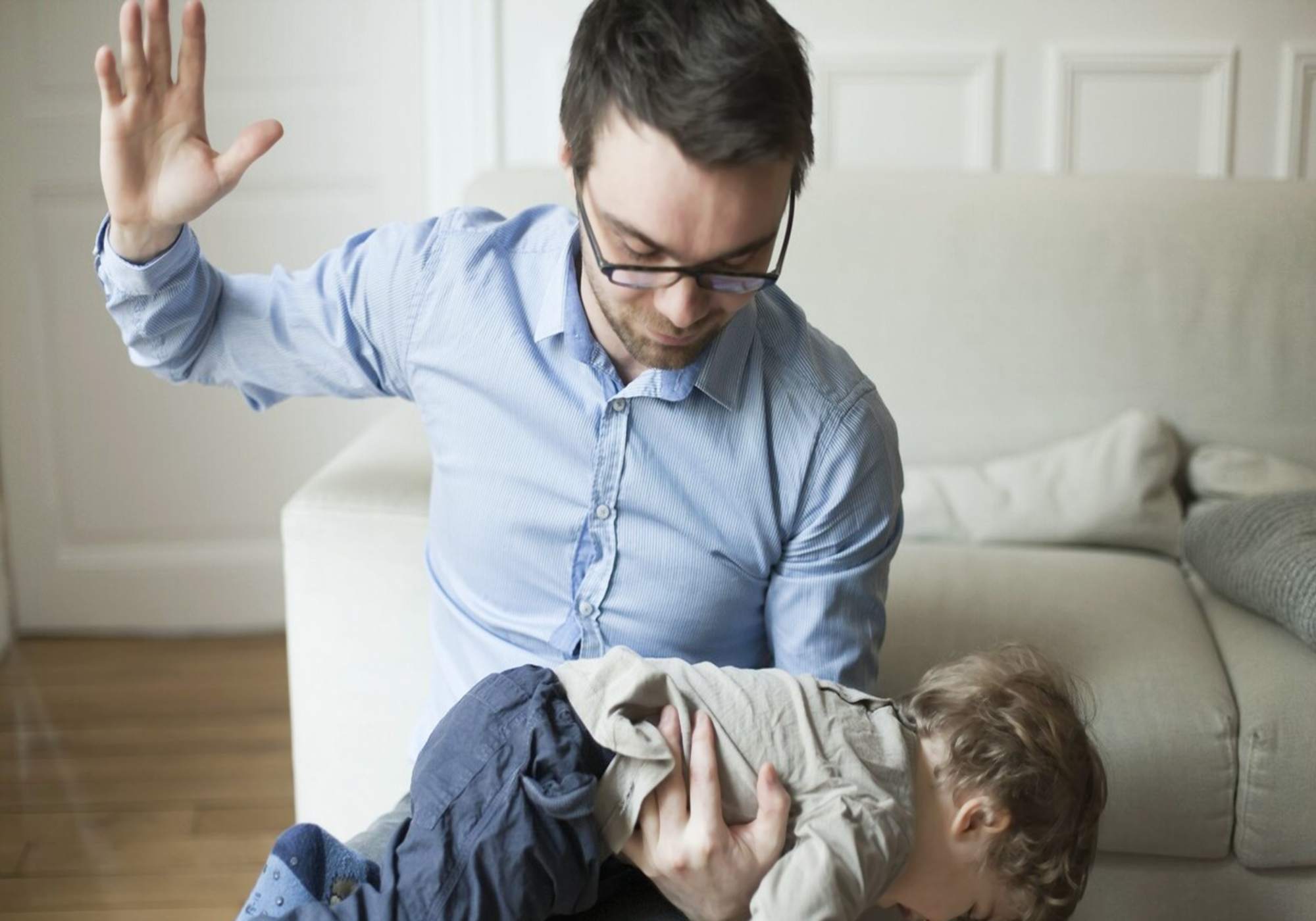 宝宝倔强的时候怎么办,宝宝软硬不吃怎么教育