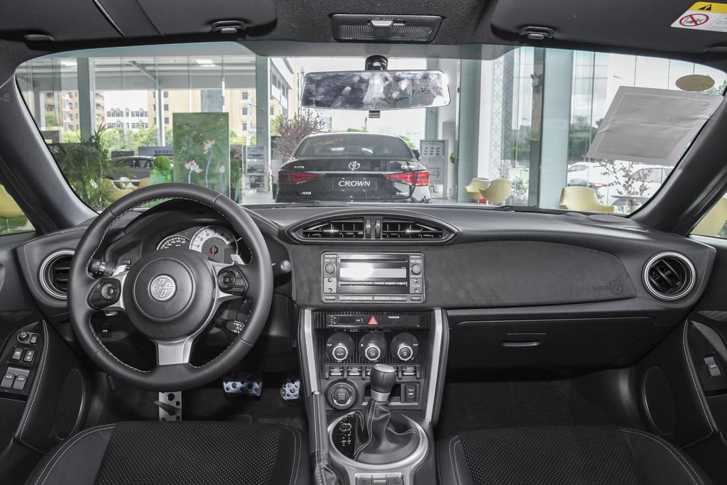 丰田86什么配置最好,丰田86最新款配置