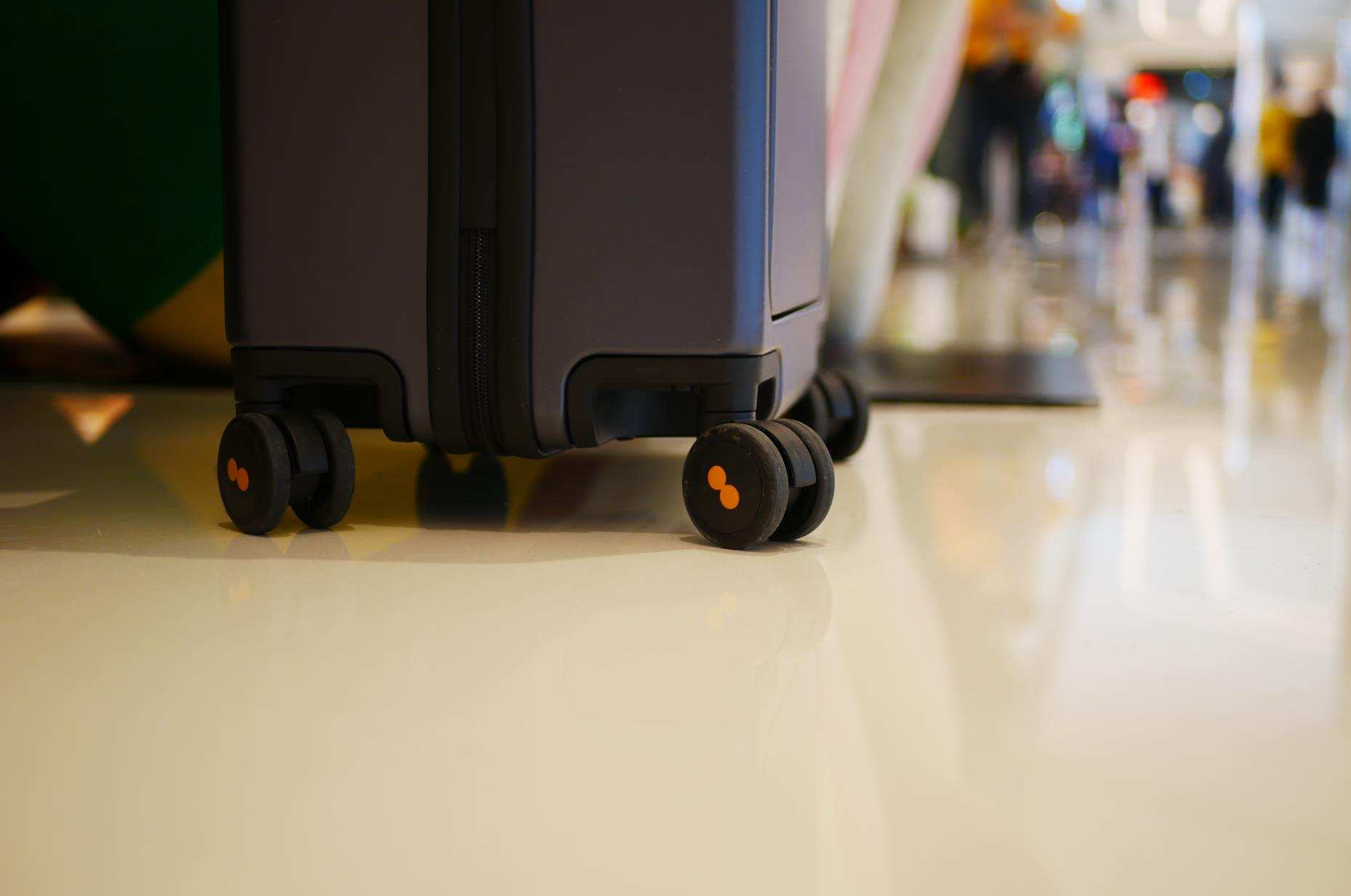 地平线8号行李箱vs小米拉杆箱,地平线8号行李箱和小米90分行李箱