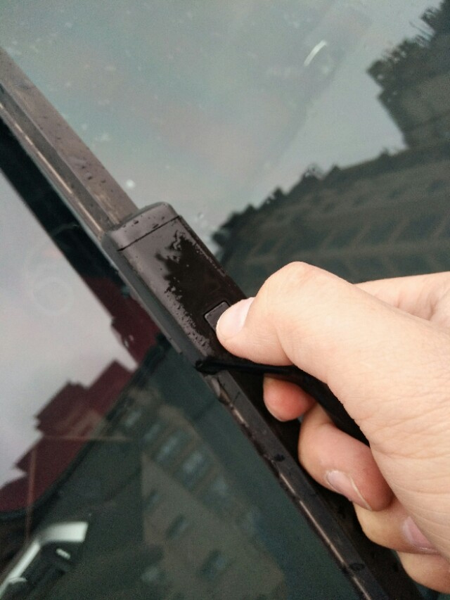 比亚迪雨刮跳动异响,雨刮臂跳动异响正确调整教程