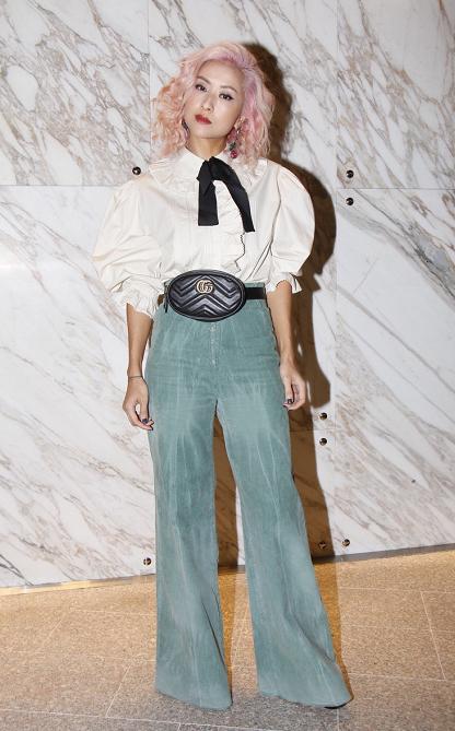 徐濠萦身材牛仔装,徐濠萦穿搭十年前