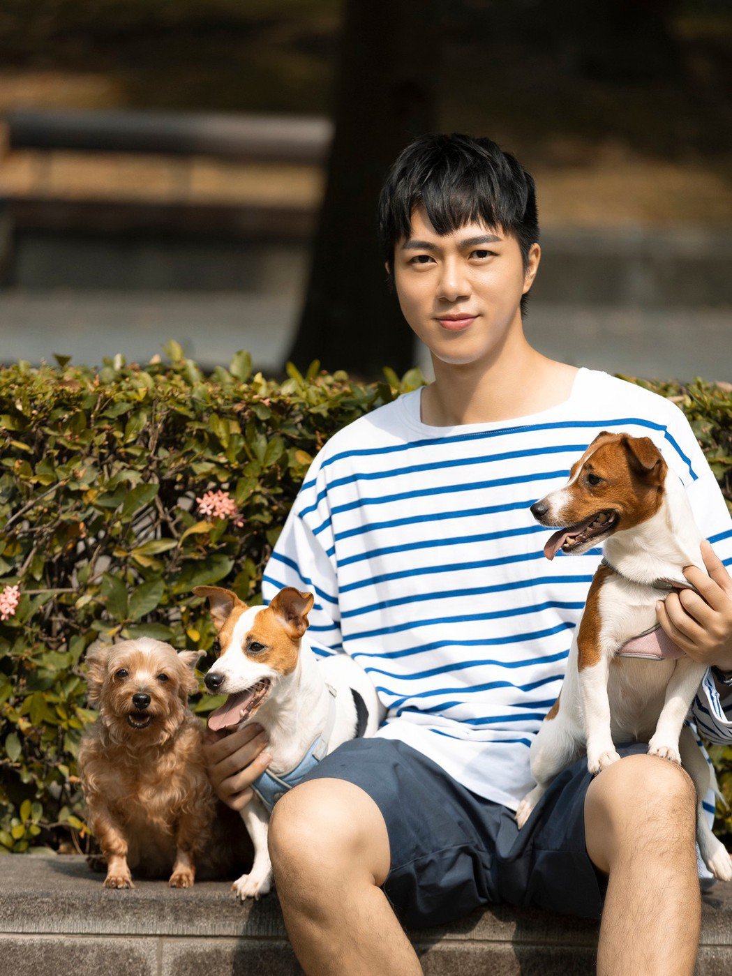 知名男星被爆出轨多名女性,知名男歌手被爆婚内