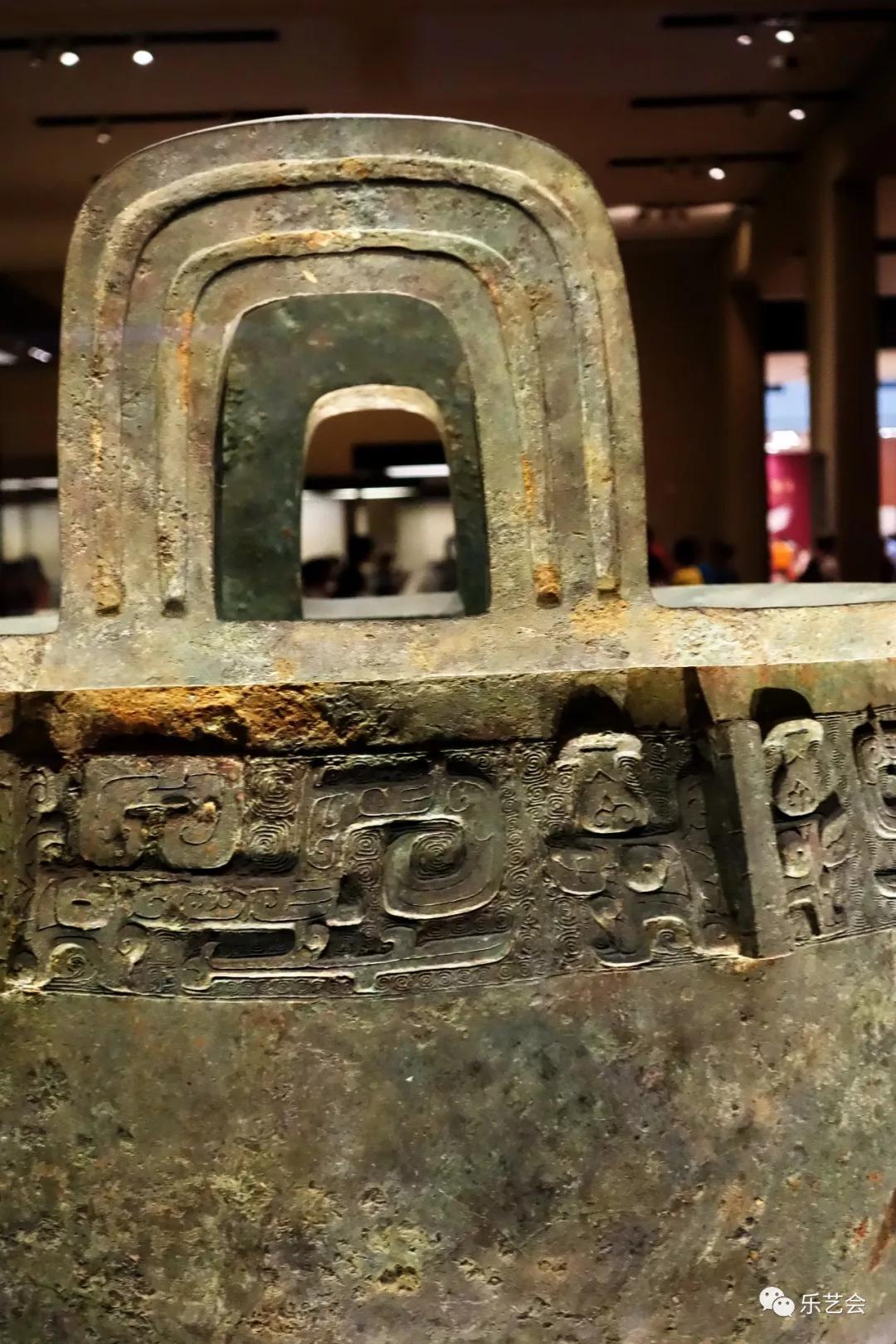 汉代青铜鼎三足鼎价格,海内著名三件青铜大鼎