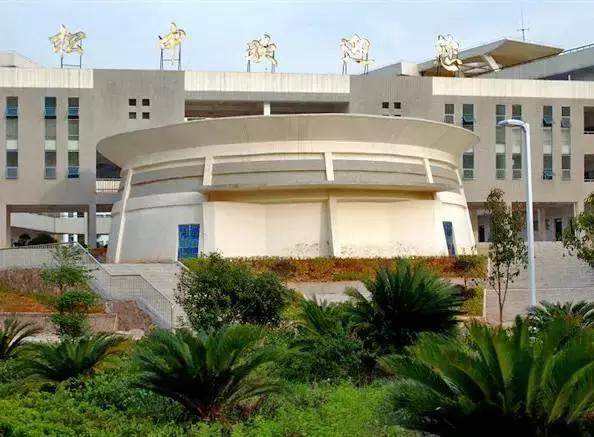 松桃民族中学,松桃县松桃民族中学