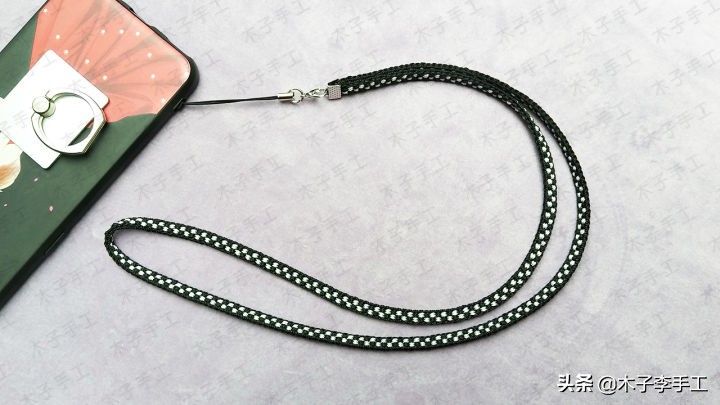 方形盘编器编手机挂绳,盘编手机挂绳编织教程