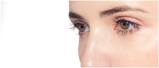 总是频繁眨眼？医生：频繁眨眼多是5个原因引起，最末1个很常见