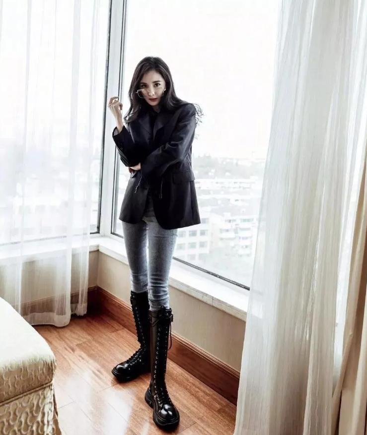 靴子这样穿再贵也显丑，避开3个误区，长靴也能轻松穿出气场了