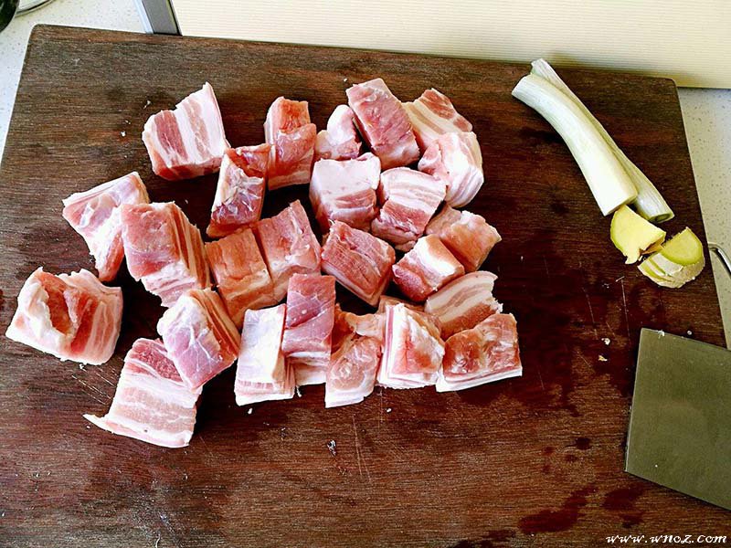 红烧肉的做法加土豆,红烧肉的做法第一名厨