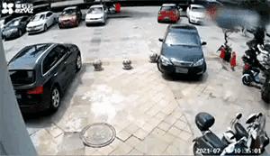 为什么加油站要24小时上班,为什么加油站一个工资1800