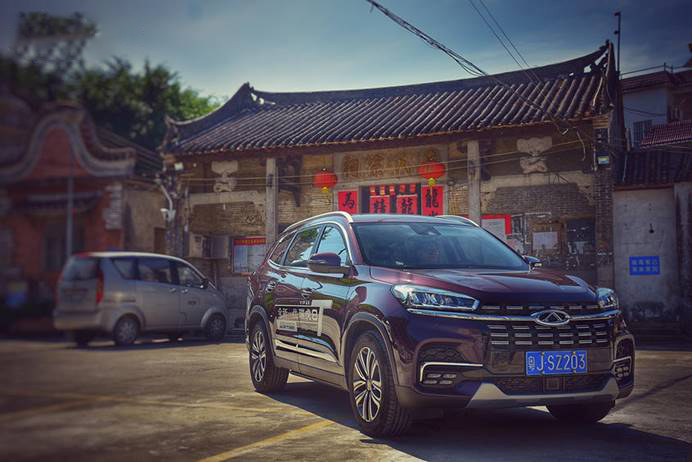 全新一代瑞虎8穿越剑门关,全新一代瑞虎8十万人百城公测