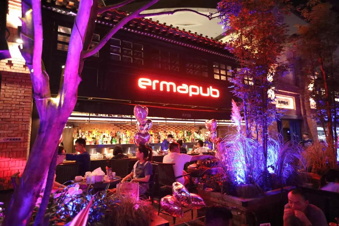 成都网红小酒馆凭什么火爆出圈,成都最火小酒馆