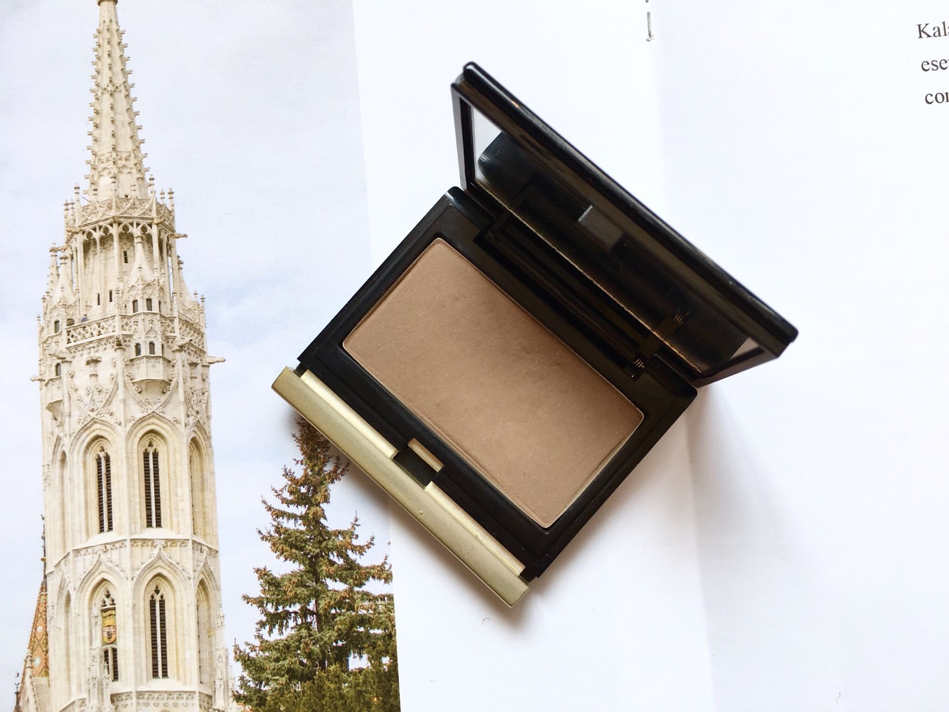 出门旅行必备化妆包,出门旅行的化妆包都带了什么