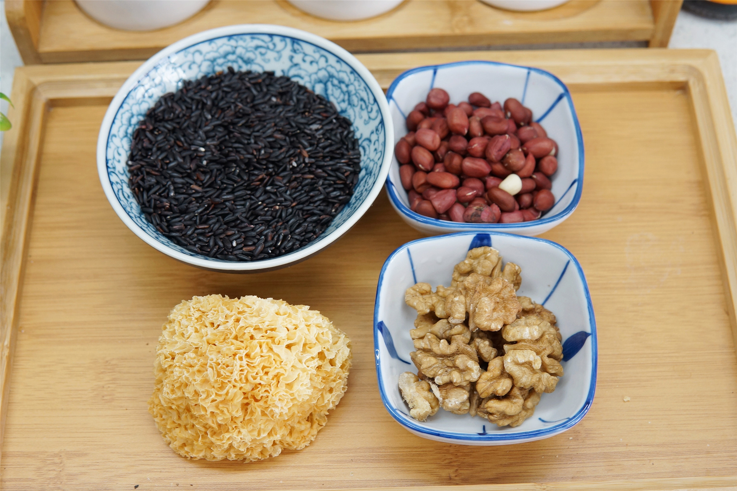 秋天煲什么粥最好,这三种食物很养胃