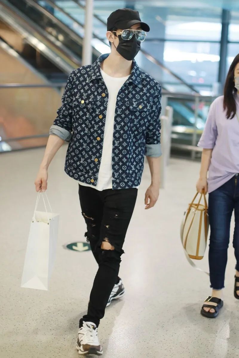 李治廷发型怎么弄,李治廷穿牛仔裤