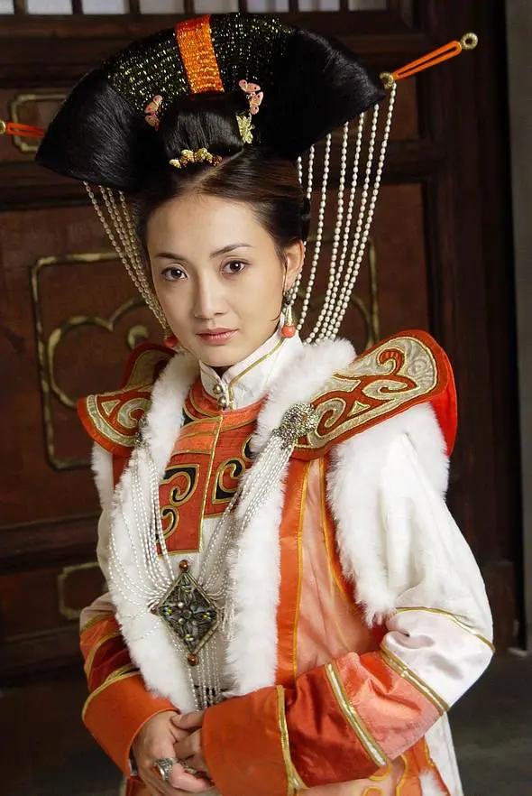 唐国强陈道明谁演得最多,2003年陈道明唐国强电视剧