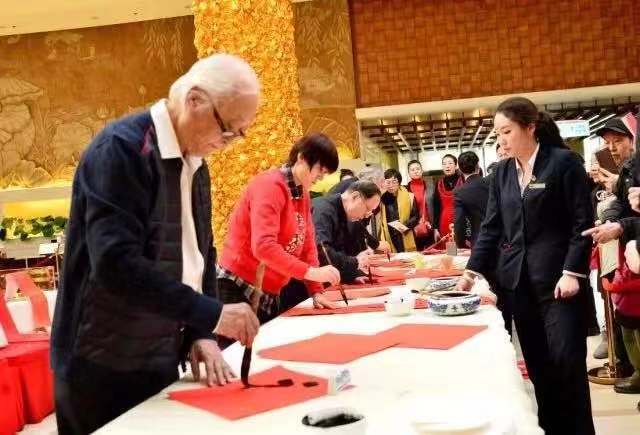 稻香湖景酒店婚宴多少钱一桌,稻香湖景婚宴