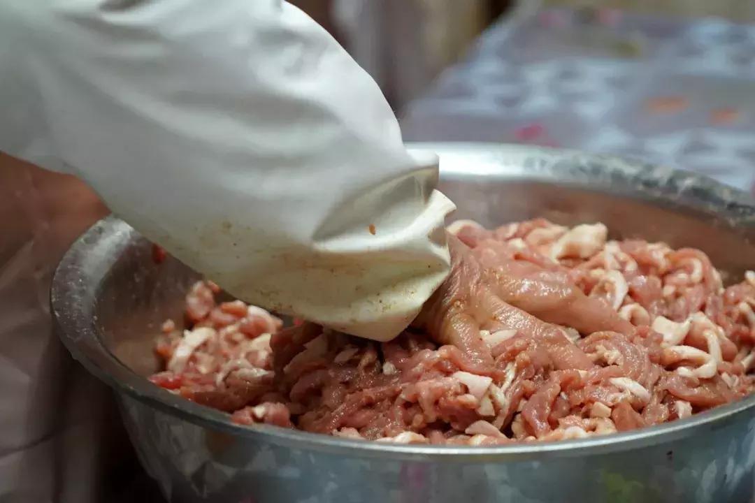 年味｜带上小拖车跟我走！这里买年货实惠好吃