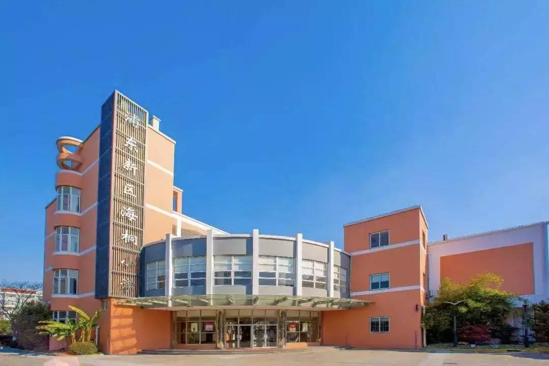 一所强势崛起的公办小学！今年对口地段扩大！户籍要求不高