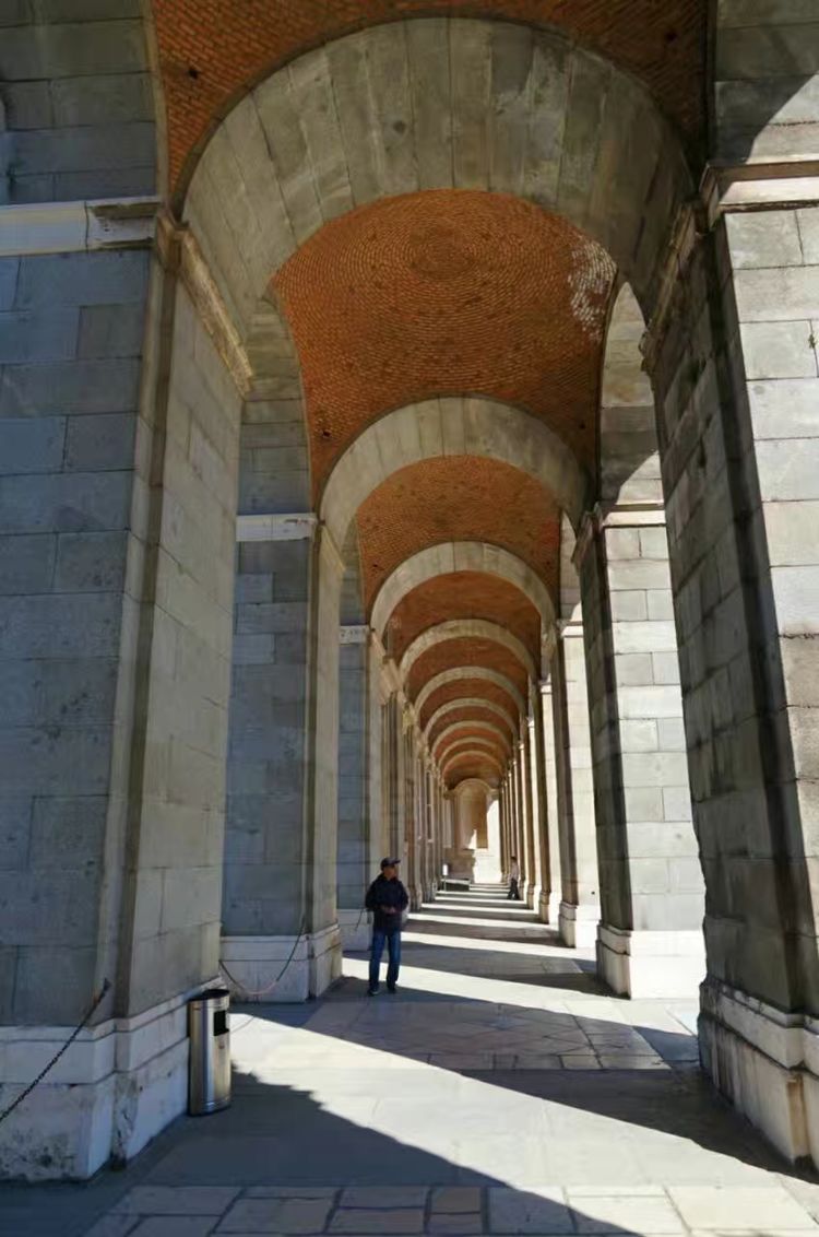 葡萄牙和西班牙哪个值得旅游,西班牙和葡萄牙旅游区别