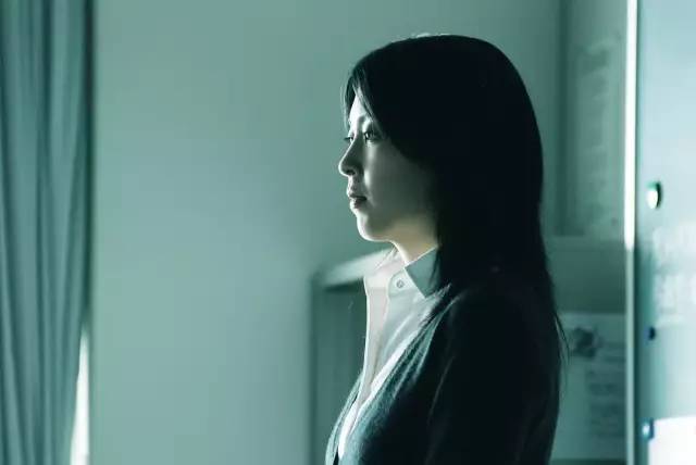 笤帚戳*体下**,血流不止、处女膜受损,8岁女童的校园之殇