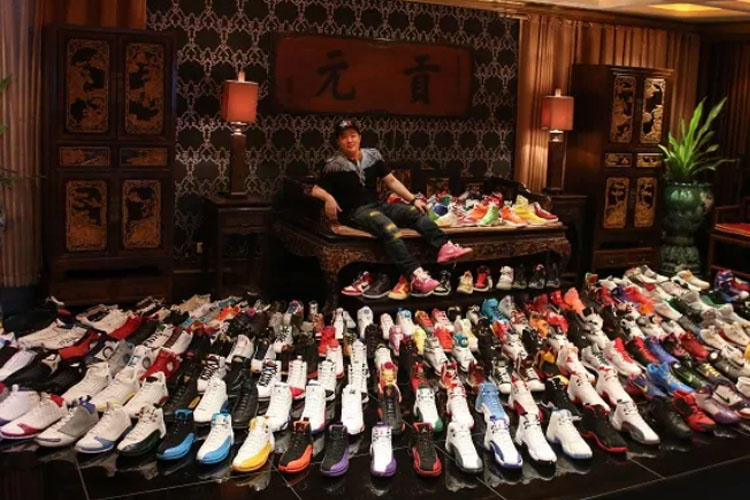 aj不属于耐克吗,莆田鞋板鞋aj纯原和正品差距大吗