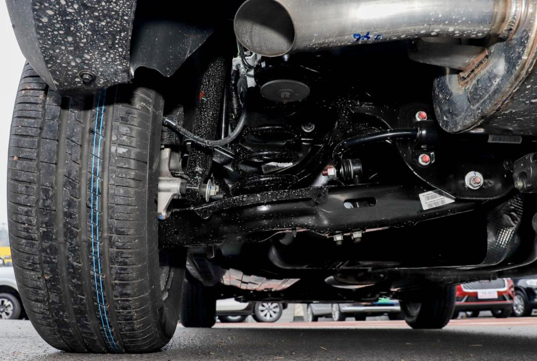 第三代H6使用柠檬平台打造，内饰焕然一新，哪款更合适？