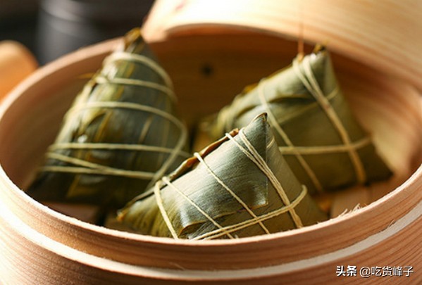 粽子新包法糯叽叽,手把手教你粽子的包法步骤