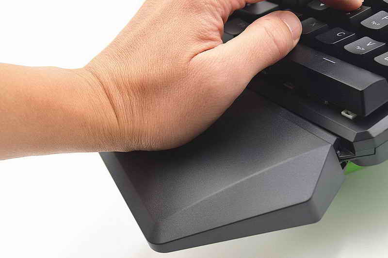 鐩栦笘灏忛浮鎺屾満鐜╁湴骞崇嚎,灏忛浮鏈烘閿洏璇勬祴