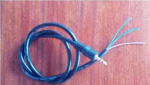 网络摄像机怎么接入模拟录像机,摄像机音频如何接拾音器