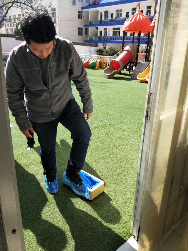 十里坪镇中心幼儿园多项措施开展食品安全检查活动