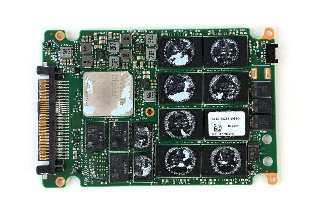 长得像奔驰卡车,长得像奔驰的卡车