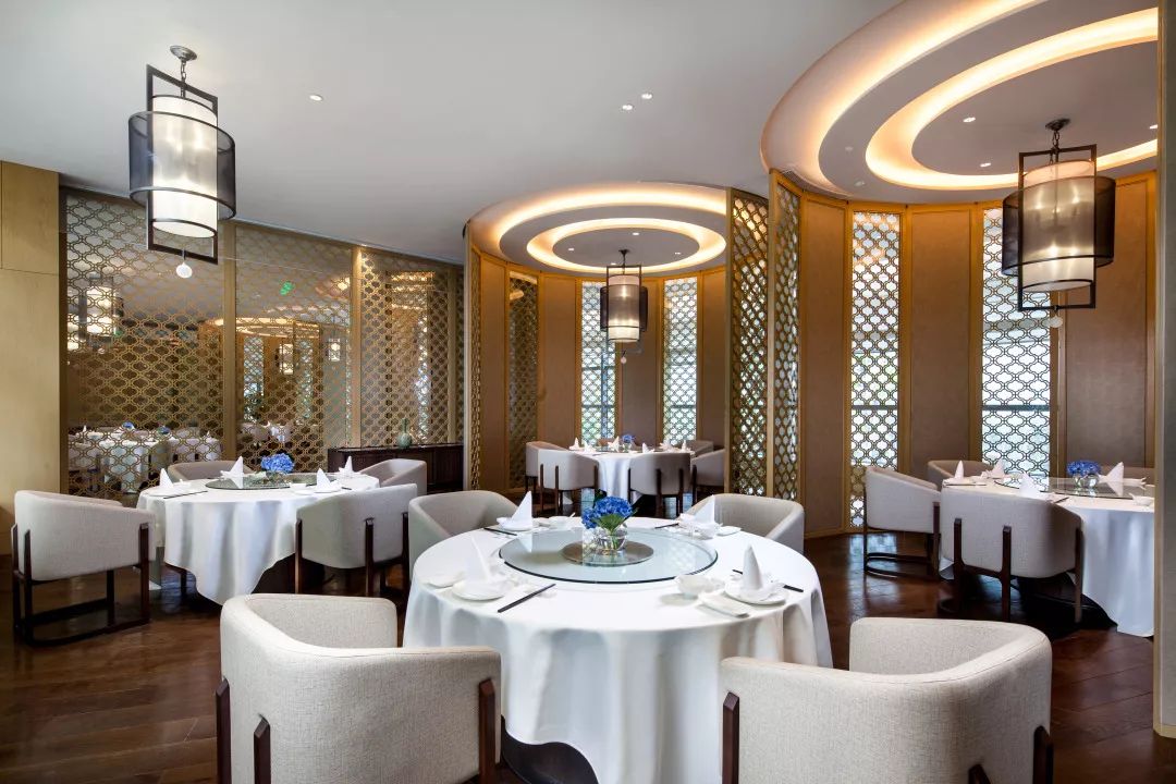 ￥998/2晚-超酷炫船型酒店！直面江湖双景！五星豪华游轮！