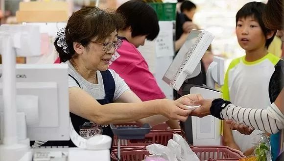 日本便利店有多奇葩,日本便利店最恐怖的店