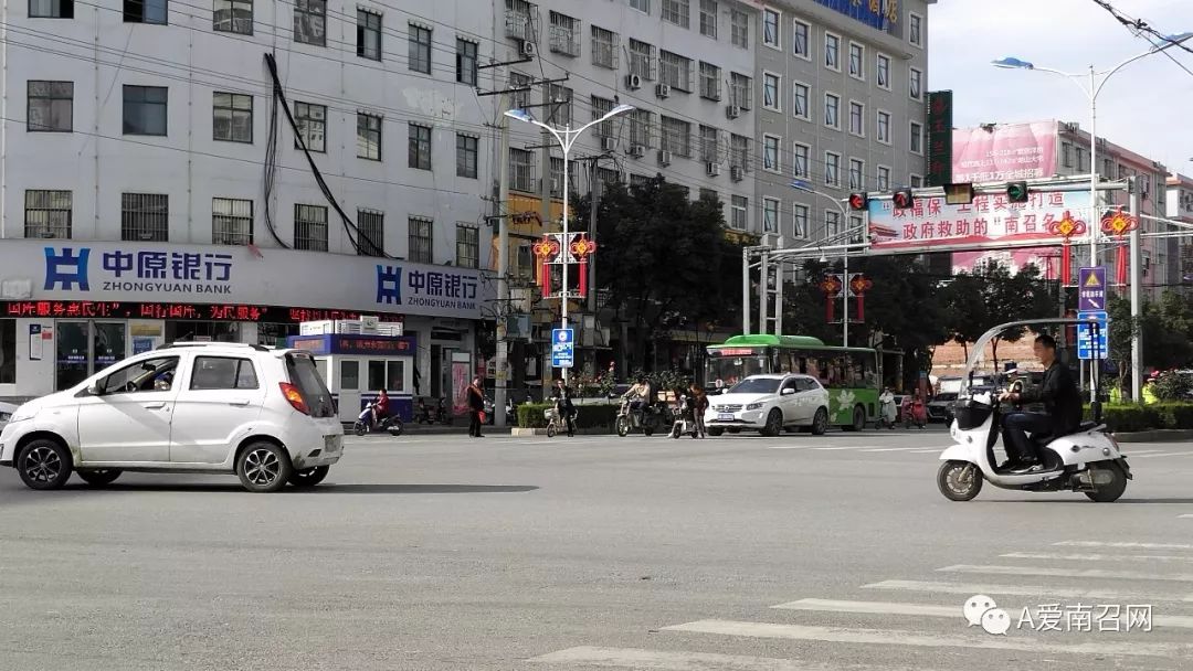 小红帽执勤,小红帽指挥