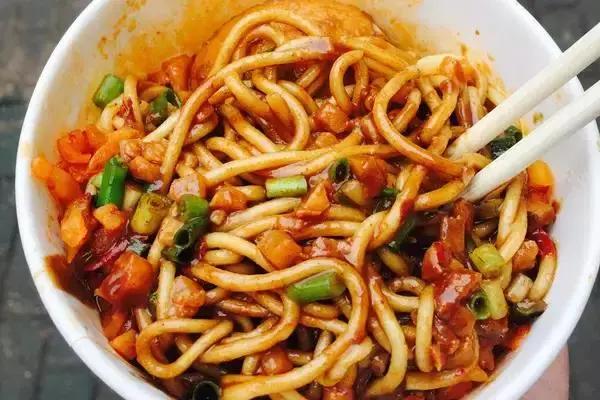 快到碗里来！带你了解舌尖上的湖北交通职业技术学院