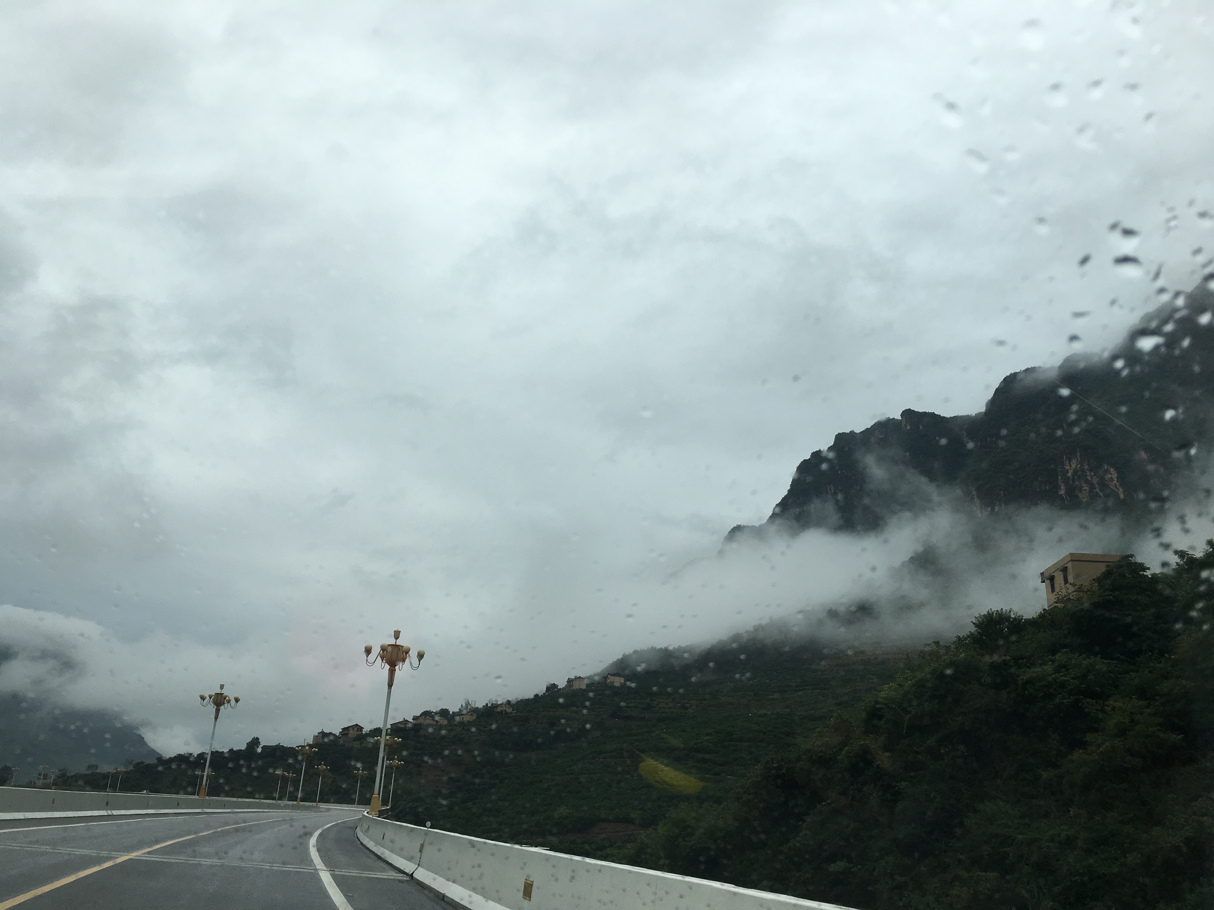 雨中神农架探秘之旅｜国庆节武汉至神农架自驾游攻略分享