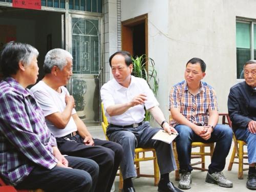 农村今后还有没有村官了？会被这三种人取代？是真是假呢？