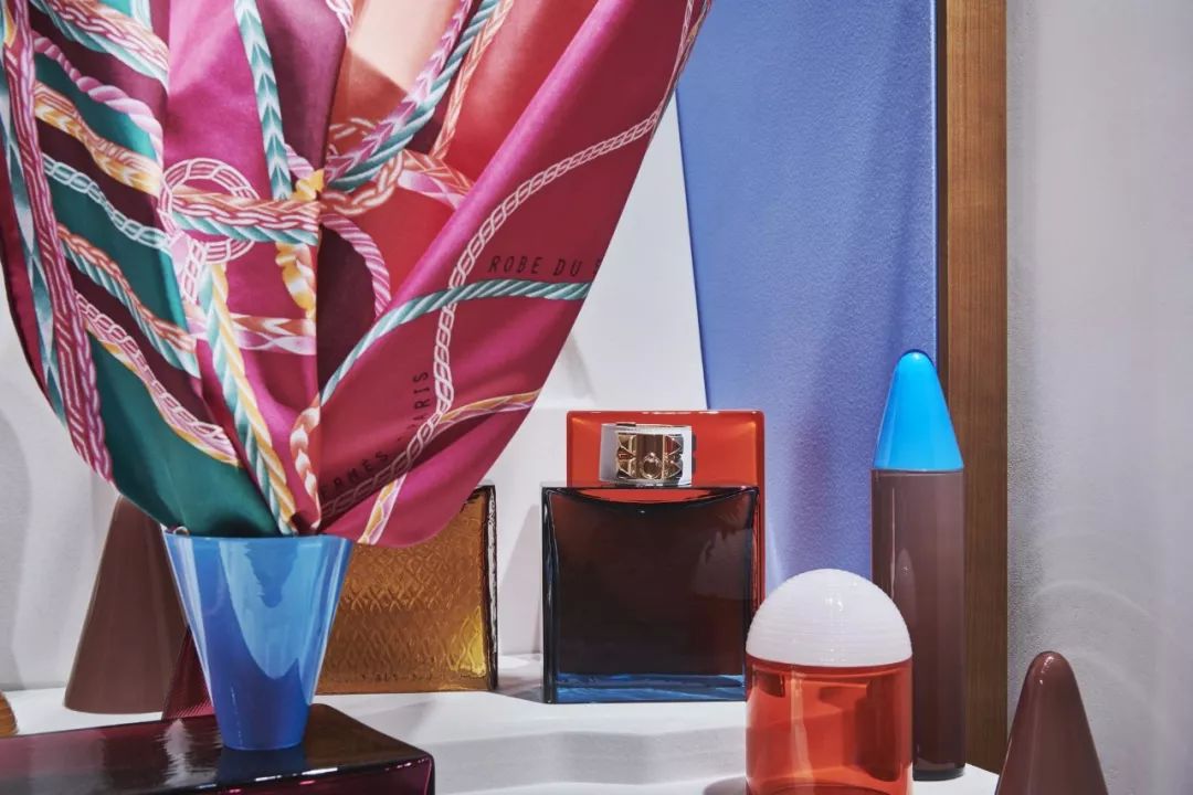 爱马仕橱窗展示设计手绘图,爱马仕2023橱窗设计最新款