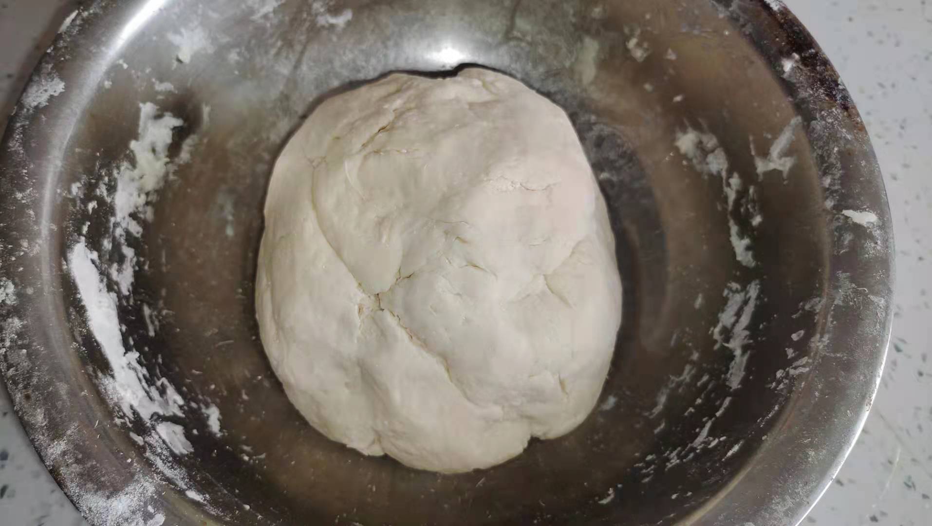 蒸包子用冷水蒸还是用热水蒸技巧,冷水蒸包子一般蒸多少分钟合适