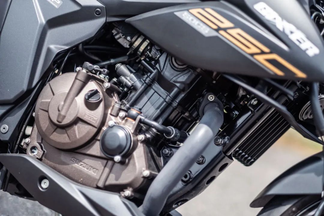 2020款全新铃木gixxer250sf,铃木gixxer250-sf