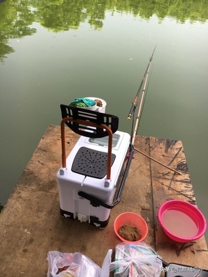 超轻钓鱼箱本汀,本汀迷你小钓箱