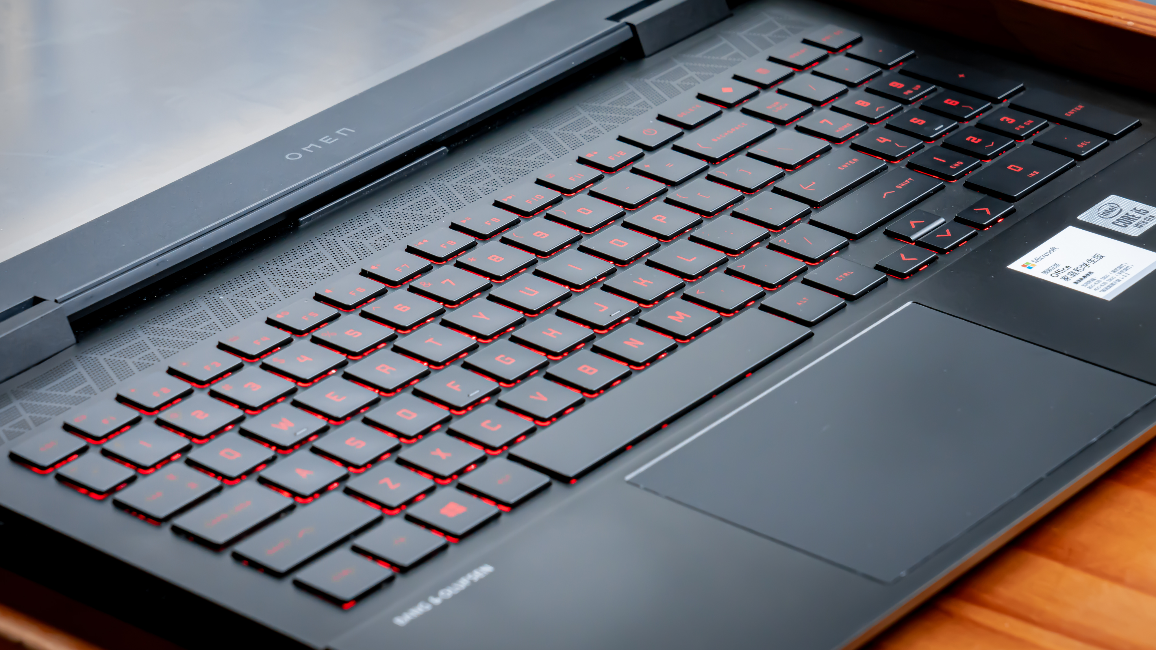 联想刃7000k和惠普台式暗影精灵6,惠普游戏本暗影精灵6新品发布会