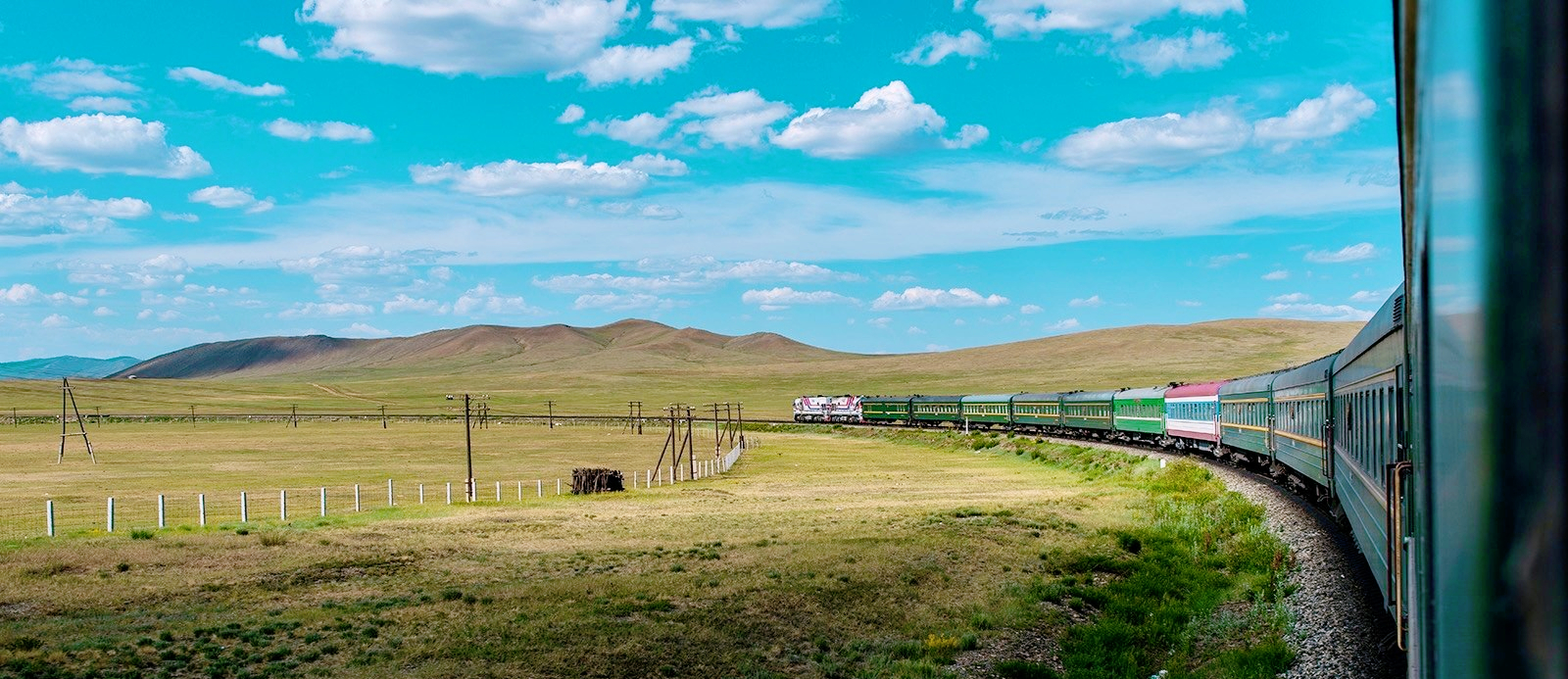 这趟没信号的火车，全程7891公里行驶131小时，价格贵却一票难求