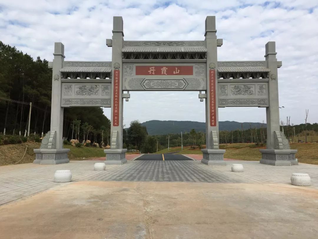 徒步丹霞出行全过程,徒步丹霞全部视频