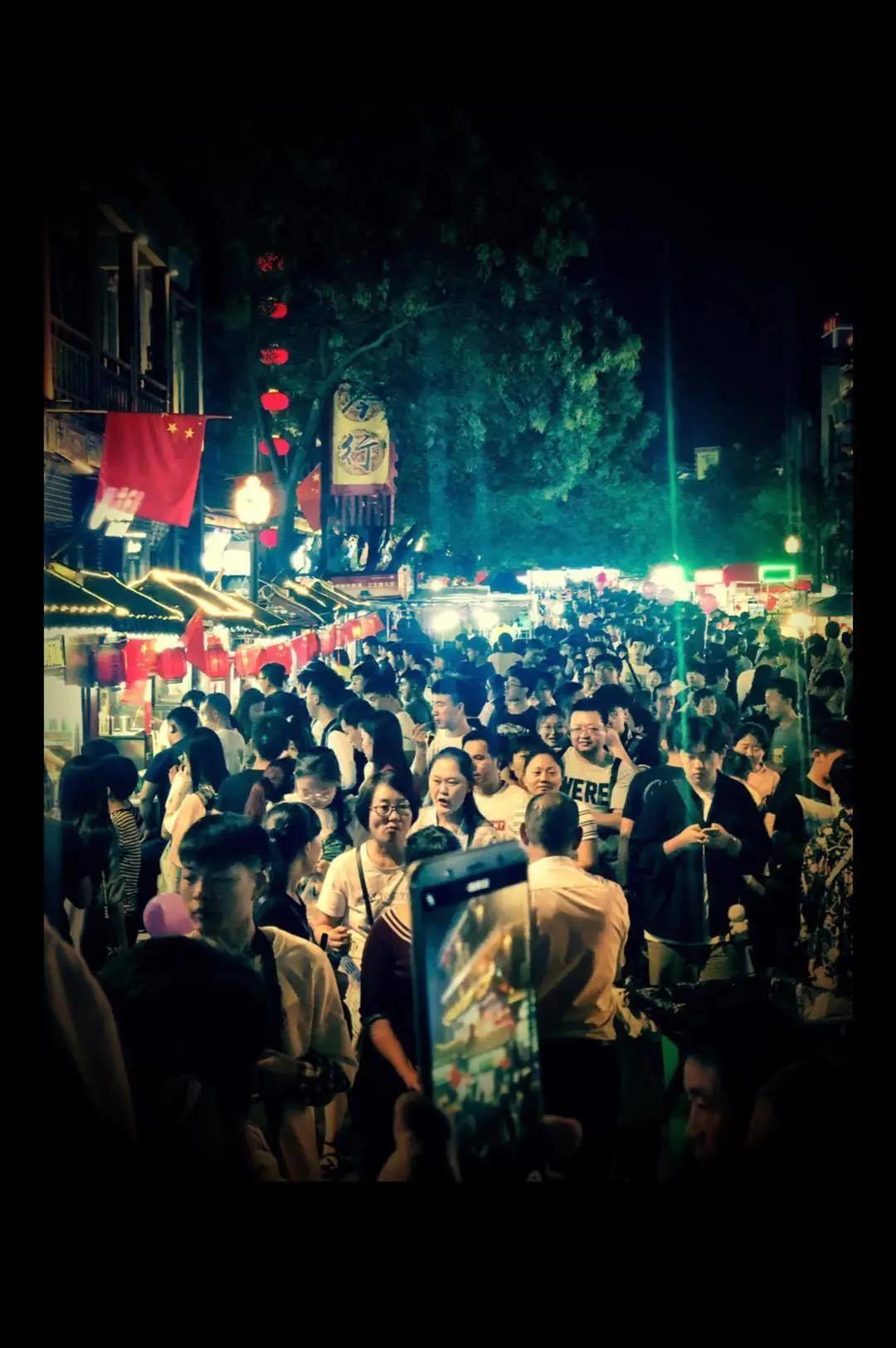 钟表维修师吴志敏丨我是表说家，让我们把时间浪费在美好的事物上