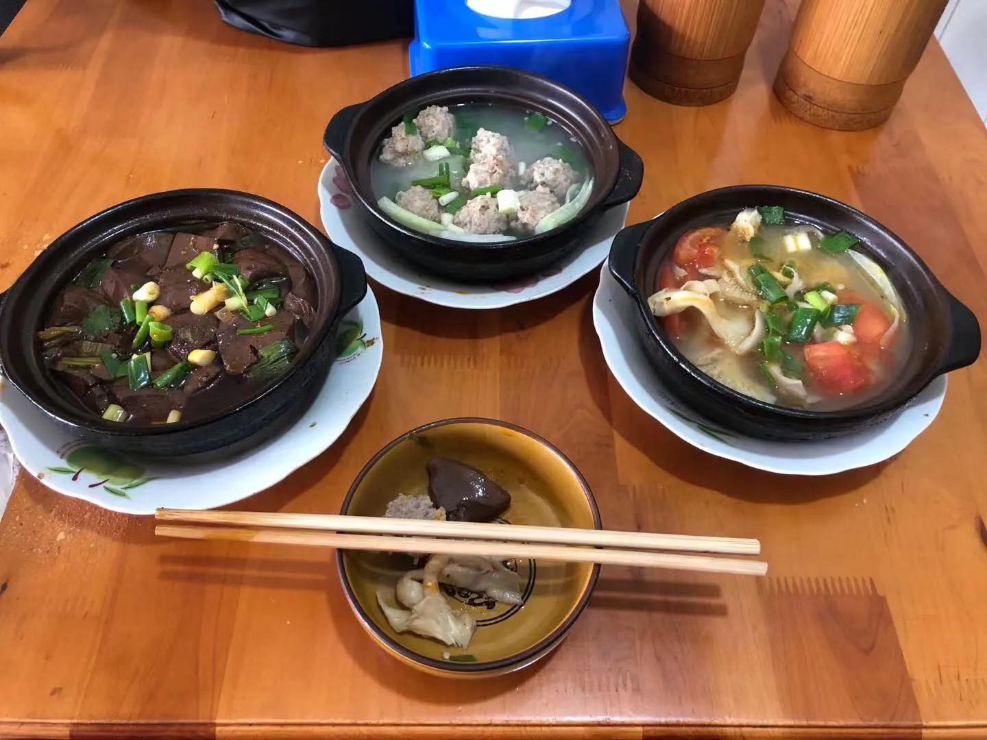 山远近路横斜读音,山远近路横斜青旗沽酒有人家意思